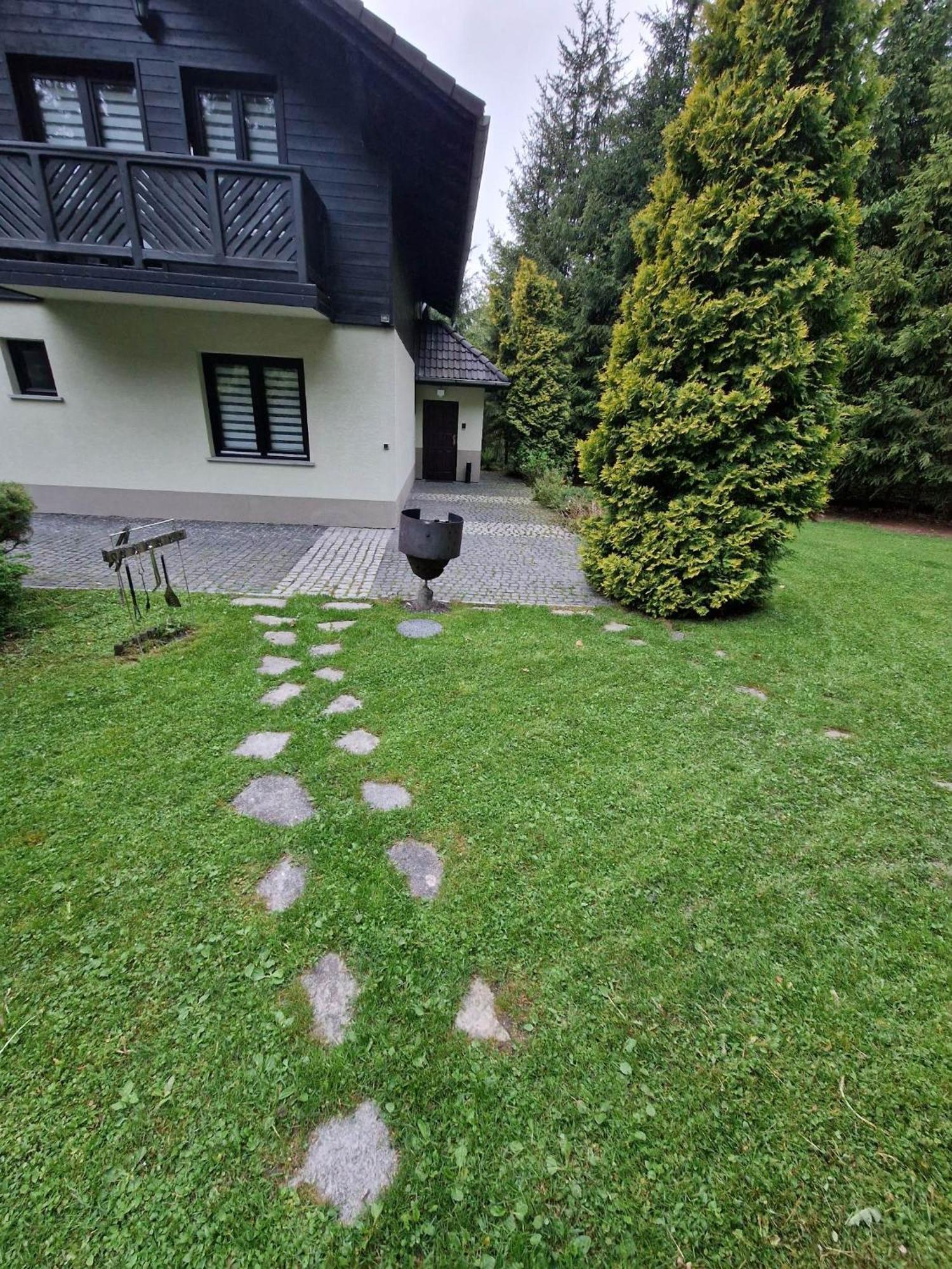 Villa Falsztyn Holiday Home Exterior photo